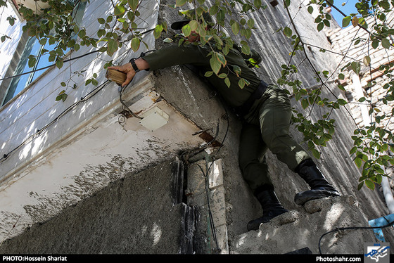 گزارش تصویری پلمپ 15 مرکز توزیع مواد مخدر در مشهد عکس حسین شریعت شهرارا