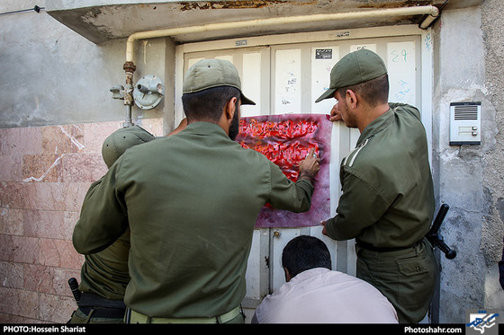 گزارش تصویری پلمپ 15 مرکز توزیع مواد مخدر در مشهد عکس حسین شریعت شهرارا