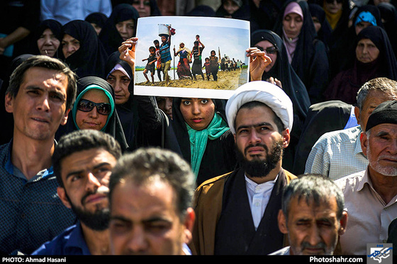 گزارش تصویری | راهپیمایی نمازگزاران نماز جمعه مشهد در حمایت از مسلمانان مظلوم میانمار | عکس : احمد حسنی /شهرآرا