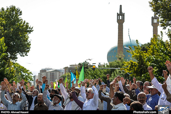 گزارش تصویری | راهپیمایی نمازگزاران نماز جمعه مشهد در حمایت از مسلمانان مظلوم میانمار | عکس : احمد حسنی /شهرآرا