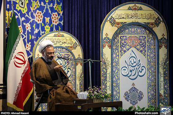 گزارش تصویری / تجمع طلاب غیر ایرانی در محکومیت نسل کشی مسلمانان میانمار / عکس : احمد حسنی/ شهرآرا