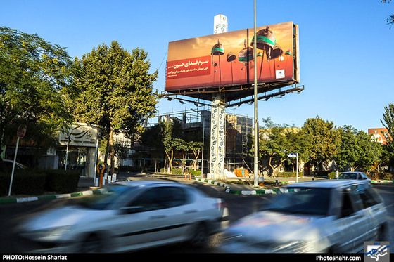 گزارش تصویری / فضاسازی شهرداری مشهد به مناسبت ایام محرم / عکس : حسین شریعت /شهرآرا