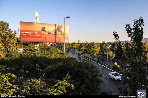 گزارش تصویری / فضاسازی شهرداری مشهد به مناسبت ایام محرم / عکس : حسین شریعت /شهرآرا