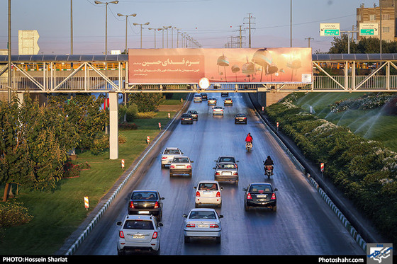 گزارش تصویری / فضاسازی شهرداری مشهد به مناسبت ایام محرم / عکس : حسین شریعت /شهرآرا