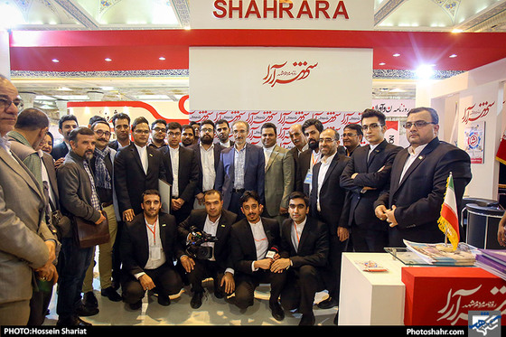 گزارش تصویری / حضور تقی زاده خامسی شهردار مشهد در غرفه شهرآرا / عکس : حسین شریعت /شهرآرا