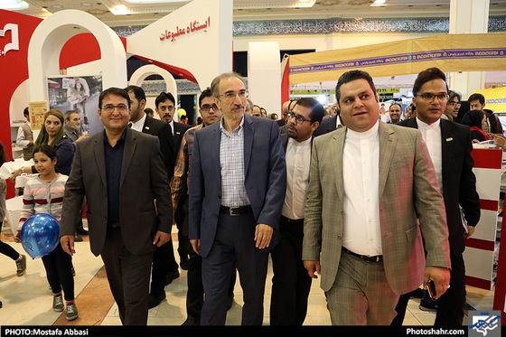 گزارش تصویری / حضور تقی زاده خامسی شهردار مشهد در غرفه شهرآرا / عکس : حسین شریعت /شهرآرا