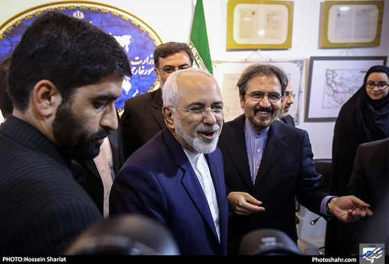 گزارش تصویری پنجمین روز از بیست و سومین نمایشگاه مطبوعات / عکس حسین شریعت/شهرآرا