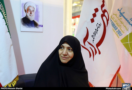 حضور اعضای شورای شهر مشهد در غرفه شهرآرا / عکس حسین شریعت 