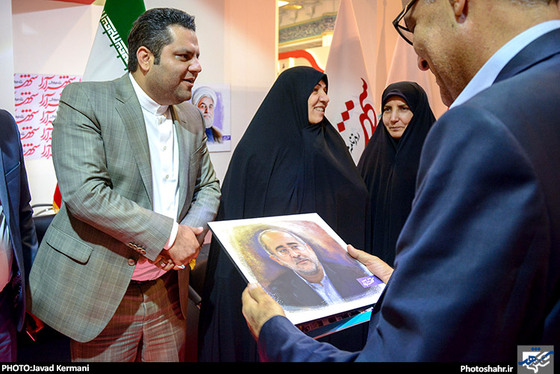 حضور اعضای شورای شهر مشهد در غرفه شهرآرا / عکس جواد کرمانی