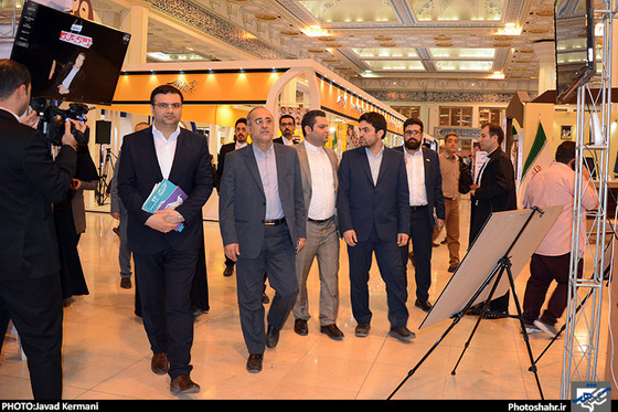 حضور اعضای شورای شهر مشهد در غرفه شهرآرا / عکس جواد کرمانی