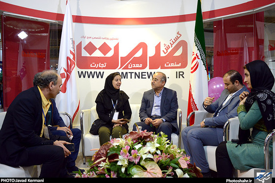 حضور اعضای شورای شهر مشهد در غرفه شهرآرا / عکس جواد کرمانی