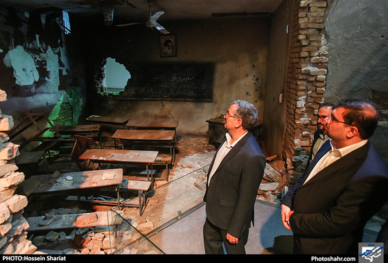 بازدید اعضای شورای شهر مشهد از باغ موزه دفاع مقدس تهران / عکس حسین شریعت