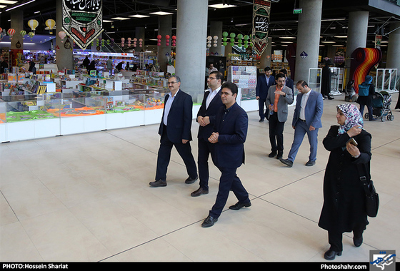 بازدید اعضای شورای شهر مشهد از باغ کتاب تهران/عکس حسین شریعت