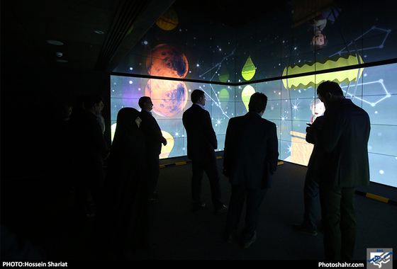 بازدید اعضای شورای شهر مشهد از باغ کتاب تهران/عکس حسین شریعت