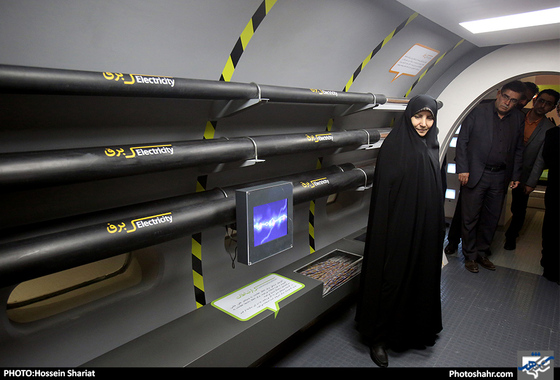 بازدید اعضای شورای شهر مشهد از باغ کتاب تهران/عکس حسین شریعت