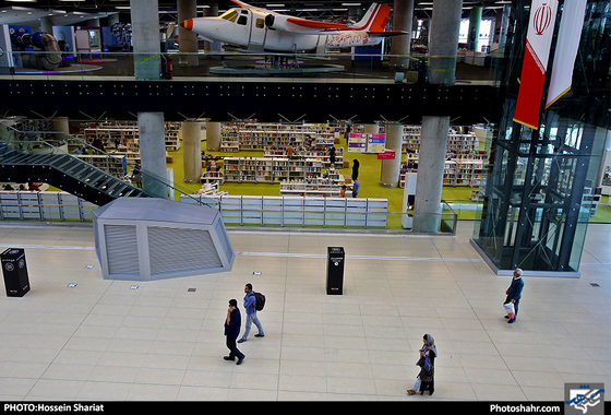 بازدید اعضای شورای شهر مشهد از باغ کتاب تهران/عکس حسین شریعت