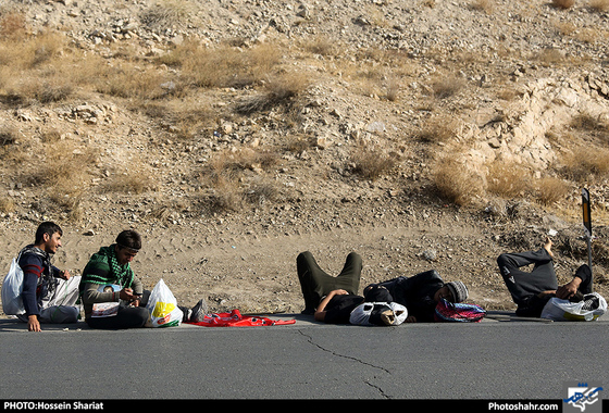 کاروان های پیاده زائرین امام رضا (ع) / عکس: حسین شریعت / شهرآرا