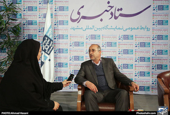 بازدید محمدرضا حیدری ریس شورای اسلامی شهرمشهد از نوزدهمین نمایشگاه کتاب / عکس: احمد حسنی / شهرآرا