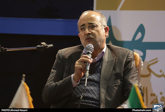 بازدید محمدرضا حیدری ریس شورای اسلامی شهرمشهد از نوزدهمین نمایشگاه کتاب / عکس: احمد حسنی / شهرآرا