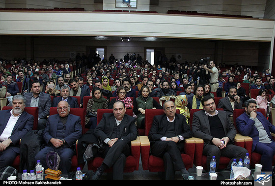  گردهمایی بزرگ هنرمندان مشهدی / عکس: محسن بخشنده / شهرآرا