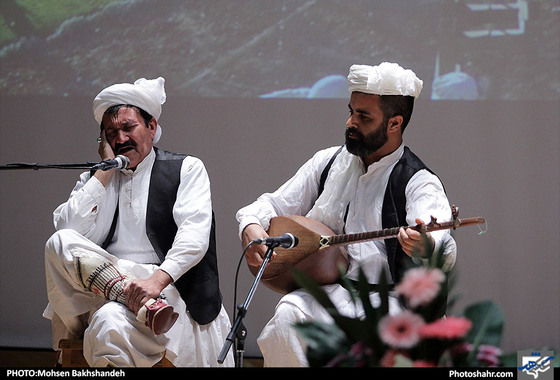  گردهمایی بزرگ هنرمندان مشهدی / عکس: محسن بخشنده / شهرآرا