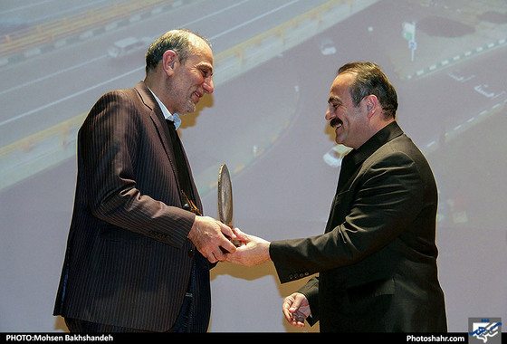  گردهمایی بزرگ هنرمندان مشهدی / عکس: محسن بخشنده / شهرآرا