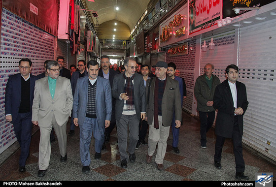 بازدید شهردار مشهد از بازار امام رضا(ع) / عکس: محسن بخشنده / شهرآرا