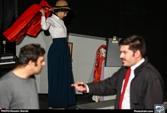 تئاتر سفارش برای اشتراک 138 / عکس: حسین شریعت 
 / شهرآرا