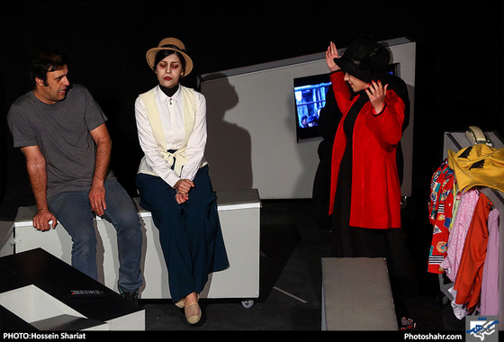 تئاتر سفارش برای اشتراک 138 / عکس: حسین شریعت 
 / شهرآرا