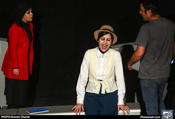 تئاتر سفارش برای اشتراک 138 / عکس: حسین شریعت 
 / شهرآرا