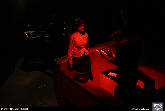 تئاتر سفارش برای اشتراک 138 / عکس: حسین شریعت 
 / شهرآرا