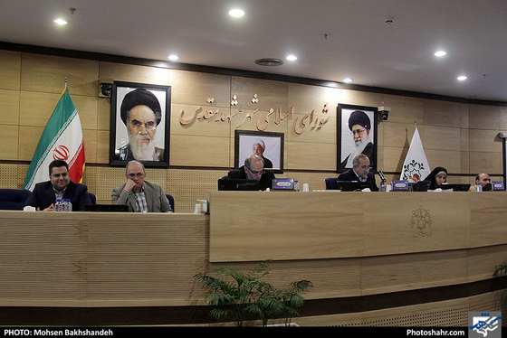 پانزدهمین جلسه صحن علنی شورای اسلامی شهر مشهد مقدس / عکس: محسن بخشنده / شهرآرا