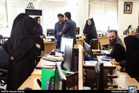 بازدید شفقت علی سردبیر نیشن مشهورترین روزنامه پاکستان از موسسه فرهنگی شهرآرا / عکس: حسین شریعت / شهرآرا