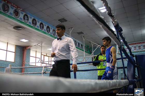 مسابقات قهرمانی بوکس در مشهد / عکس: محسن بخشنده / شهرآرا