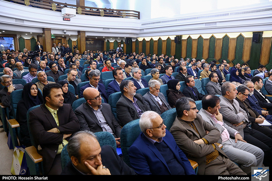  همایش ملی توسعه پایدار با رویکرد بهبود فضای کسب وکار / عکس: حسین شربعت / شهرآرا