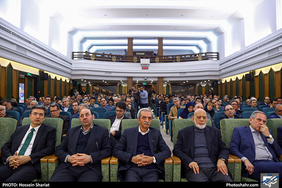  همایش ملی توسعه پایدار با رویکرد بهبود فضای کسب وکار / عکس: حسین شربعت / شهرآرا