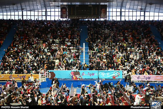 مراسم رونمایی از " کوله پشتی " ضمیمه کودک و نوجوان روزنامه شهرآرا / عکس: حسین شریعت / شهرآرا