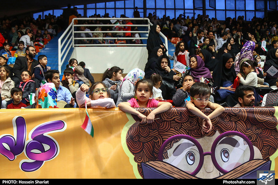 مراسم رونمایی از " کوله پشتی " ضمیمه کودک و نوجوان روزنامه شهرآرا / عکس: حسین شریعت / شهرآرا