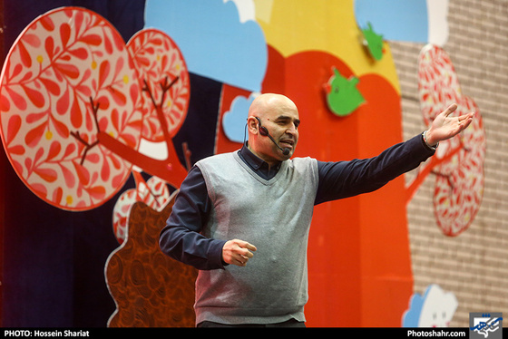 مراسم رونمایی از " کوله پشتی " ضمیمه کودک و نوجوان روزنامه شهرآرا / عکس: حسین شریعت / شهرآرا