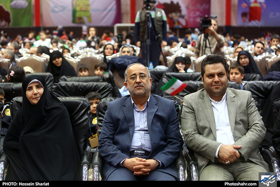 مراسم رونمایی از " کوله پشتی " ضمیمه کودک و نوجوان روزنامه شهرآرا / عکس: حسین شریعت / شهرآرا