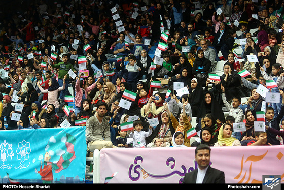 مراسم رونمایی از " کوله پشتی " ضمیمه کودک و نوجوان روزنامه شهرآرا / عکس: حسین شریعت / شهرآرا