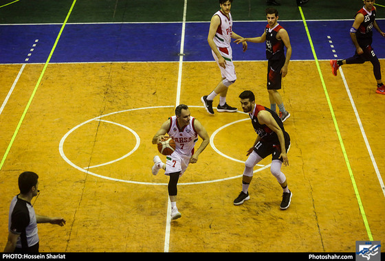 فینال لیگ ملی بسکتبال کشور  المان و پارسا مشهد /عکس: حسین شریعت / شهرآرا