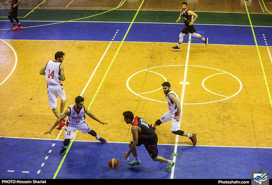 فینال لیگ ملی بسکتبال کشور  المان و پارسا مشهد /عکس: حسین شریعت / شهرآرا