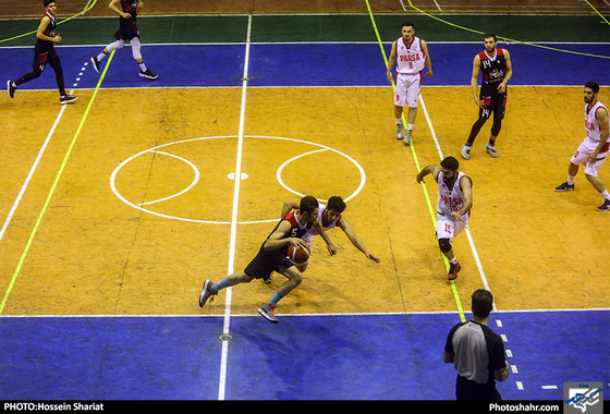 فینال لیگ ملی بسکتبال کشور  المان و پارسا مشهد /عکس: حسین شریعت / شهرآرا