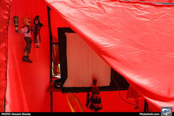 نمایش خیمه شب بازی " چند تا لایک داری مبارک؟ " / عکس: حسین شریعت / شهرآرا