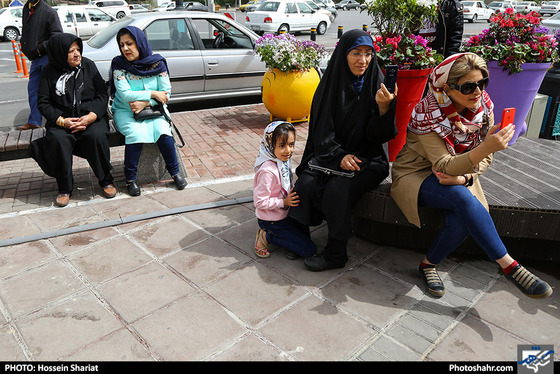 نمایش خیمه شب بازی " چند تا لایک داری مبارک؟ " / عکس: حسین شریعت / شهرآرا