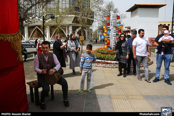 نمایش خیمه شب بازی " چند تا لایک داری مبارک؟ " / عکس: حسین شریعت / شهرآرا
