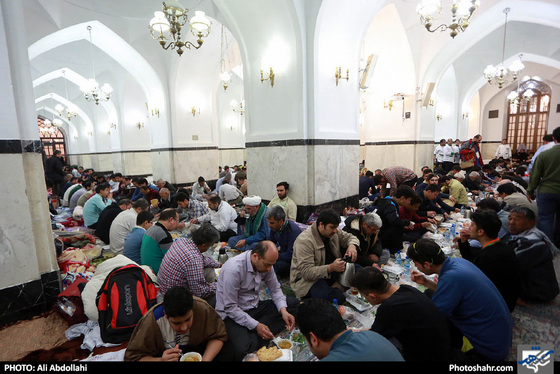 مراسم معنوی اعتکاف در حرم مطهر رضوی / عکس: علی عبداللهی / شهرآرا