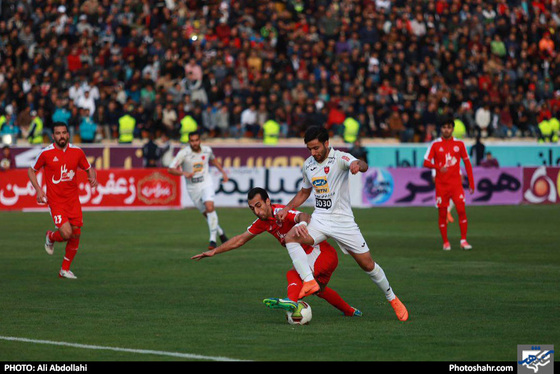 لیگ برتر فوتبال / مسابقه پدیده و پرسپولیس / عکس: علی عبداللهی / شهرآرا