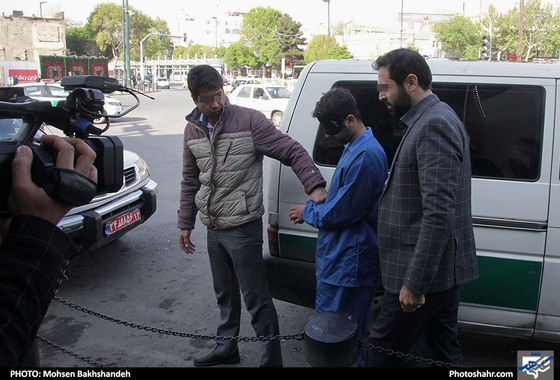 بازسازی صحنه سرقت از دو بانک در مشهد / عکس: محسن بخشنده / شهرآرا